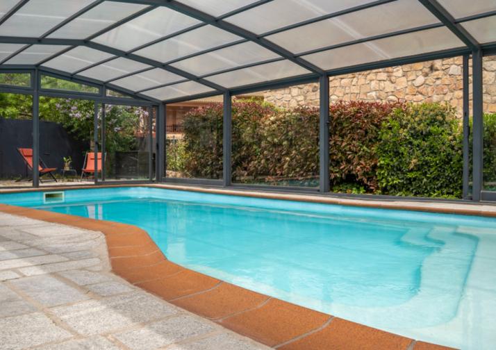 01 - PISCINA CON ESCALONES