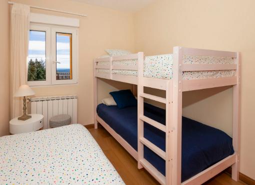 18 HABITACION CAMAS SIMPLES